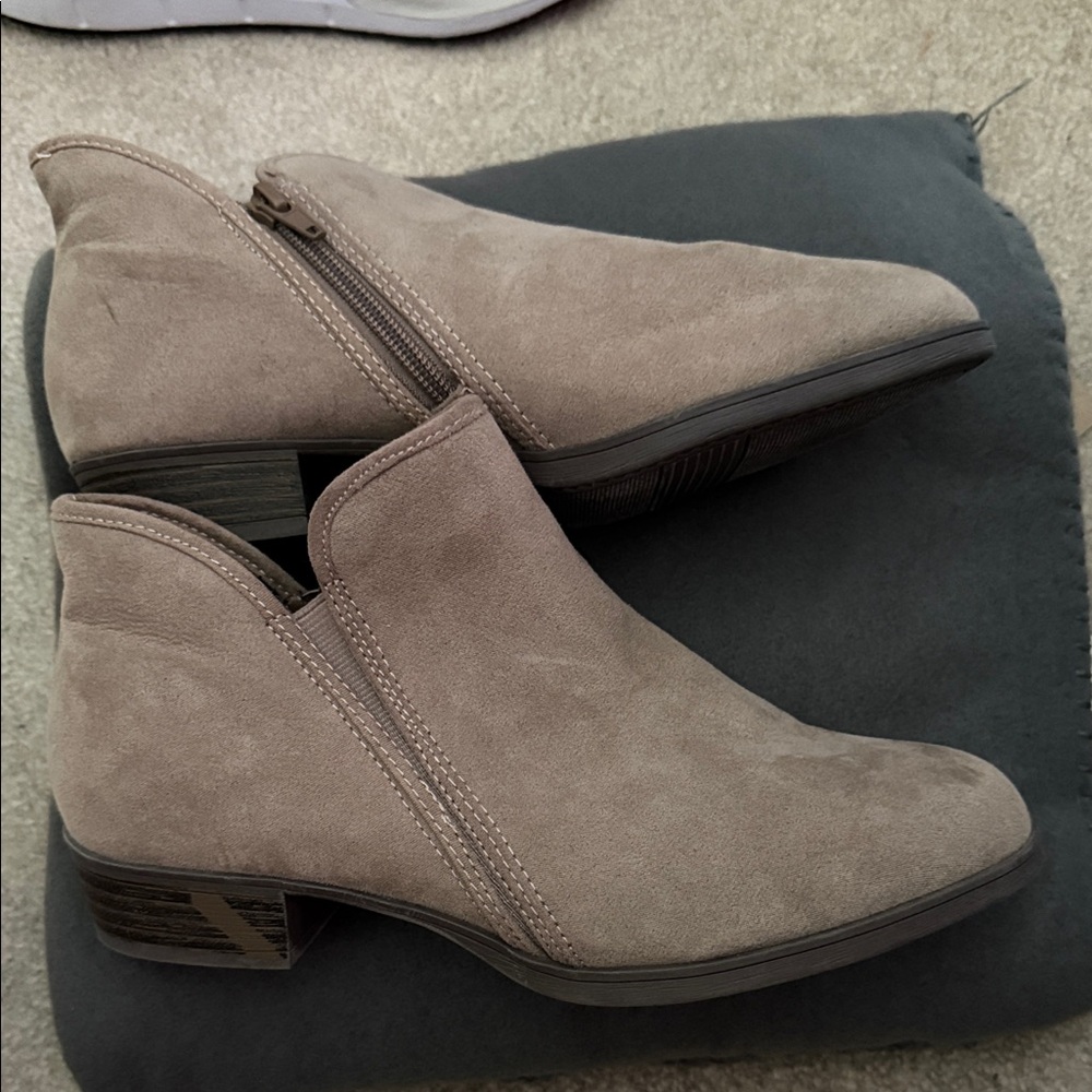light brown booties